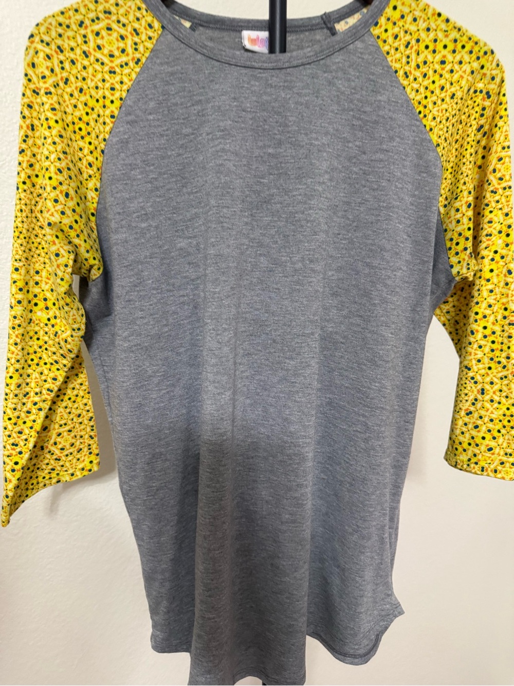 LuLaRoe Heather Gray Raglan Tee with Yellow Floral Sleeves